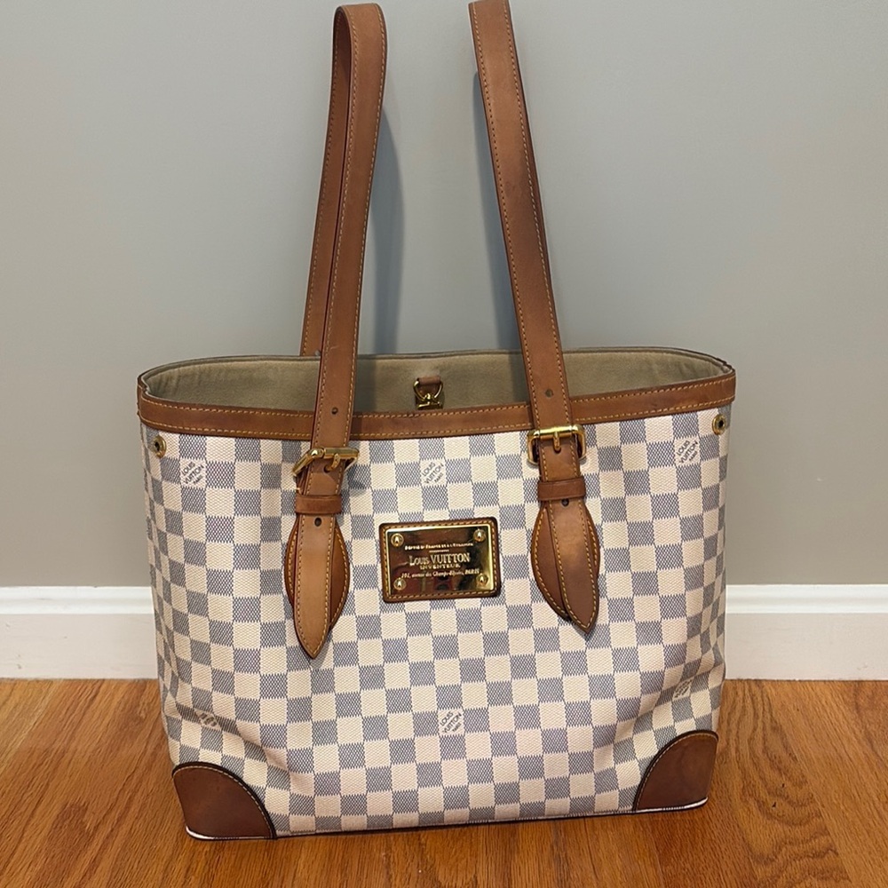 Louis Vuitton Brown and Cream Tote Bag with Structured Design